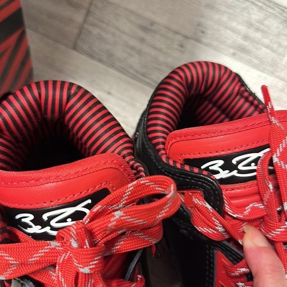 Li-Ning Wow 2 Announcement Dwyane Way of Wade Sneakers, Sz 9 - Picture 13 of 16